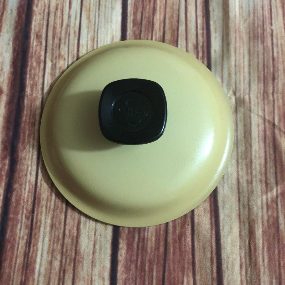 Vintage Club Aluminum Replacement Lid ONLY Harvest Gold Yellow Cookware